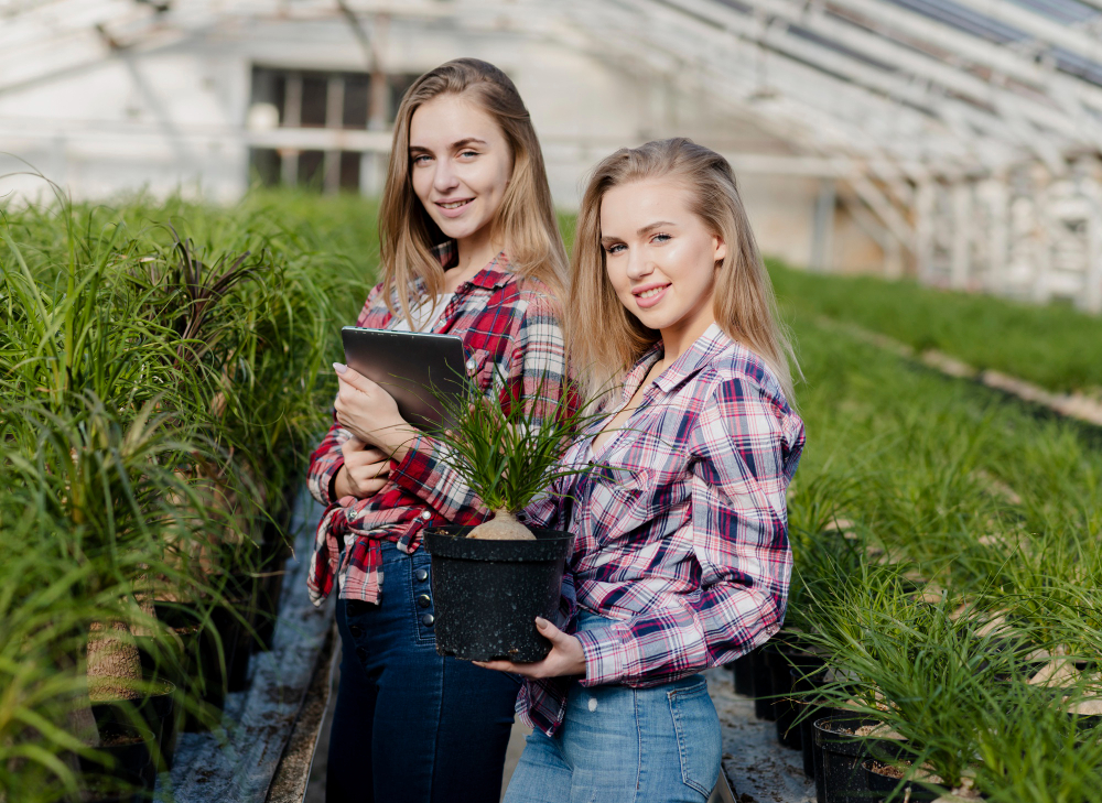 trending fashion in farming